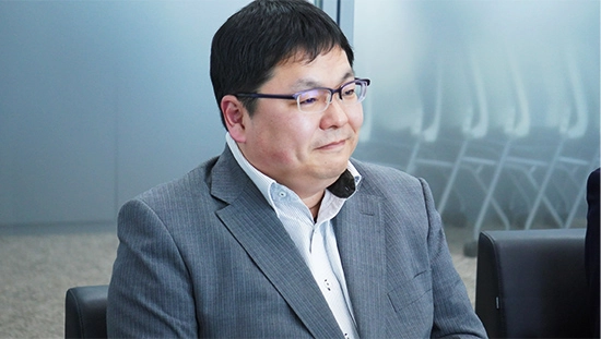 東氏